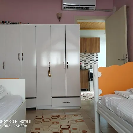 Klimali Ferah Doga Manzarali Mobilyali Genis Balkonlu Tum Daire フェティエ
