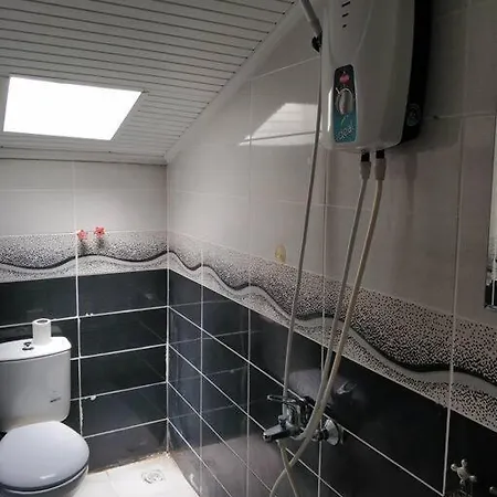 Appartement Klimali Ferah Doga Manzarali Mobilyali Genis Balkonlu Tum Daire